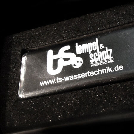 Werbemittel: Feuerzeug mit Digitaldruck. Produziert von Fitzke Werbetechnik, in Gifhorn und Wolfsburg.